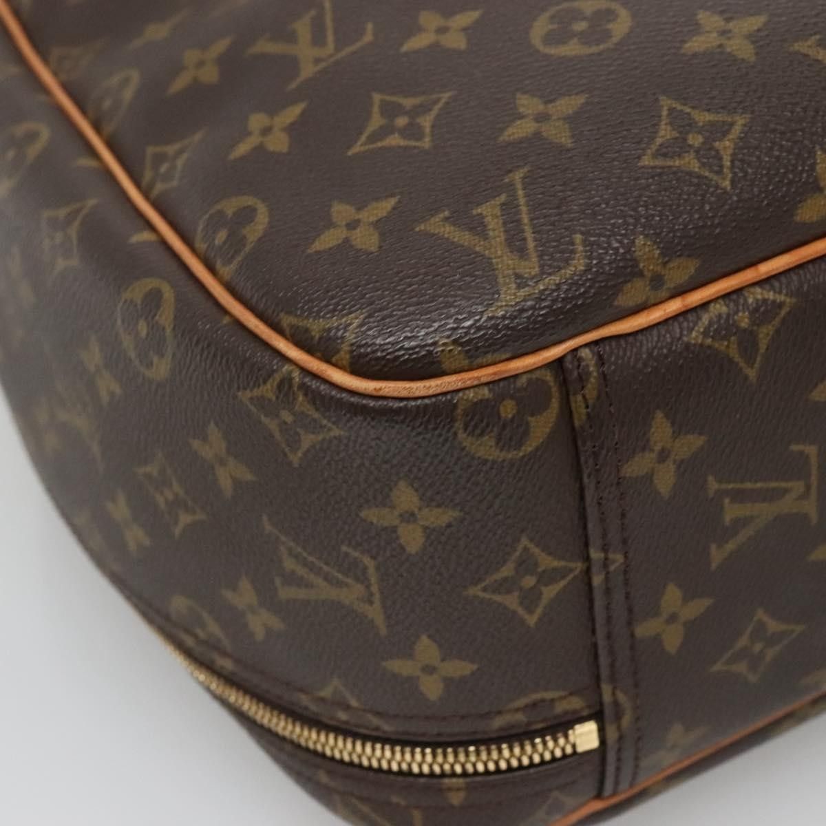 Louis Vuitton Louis Vuitton Excursion Handbag Monogram Canvas Size ONE SIZE - 12 Thumbnail