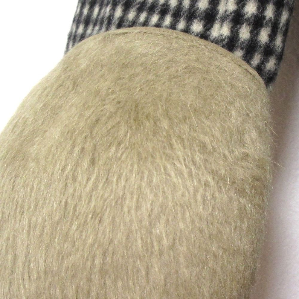 Other Other HAUTE Wool Rabbit Fur Check Pullover Knit Natural Material Tops DUTY FREE for USA Size ONE SIZE - 5 Thumbnail