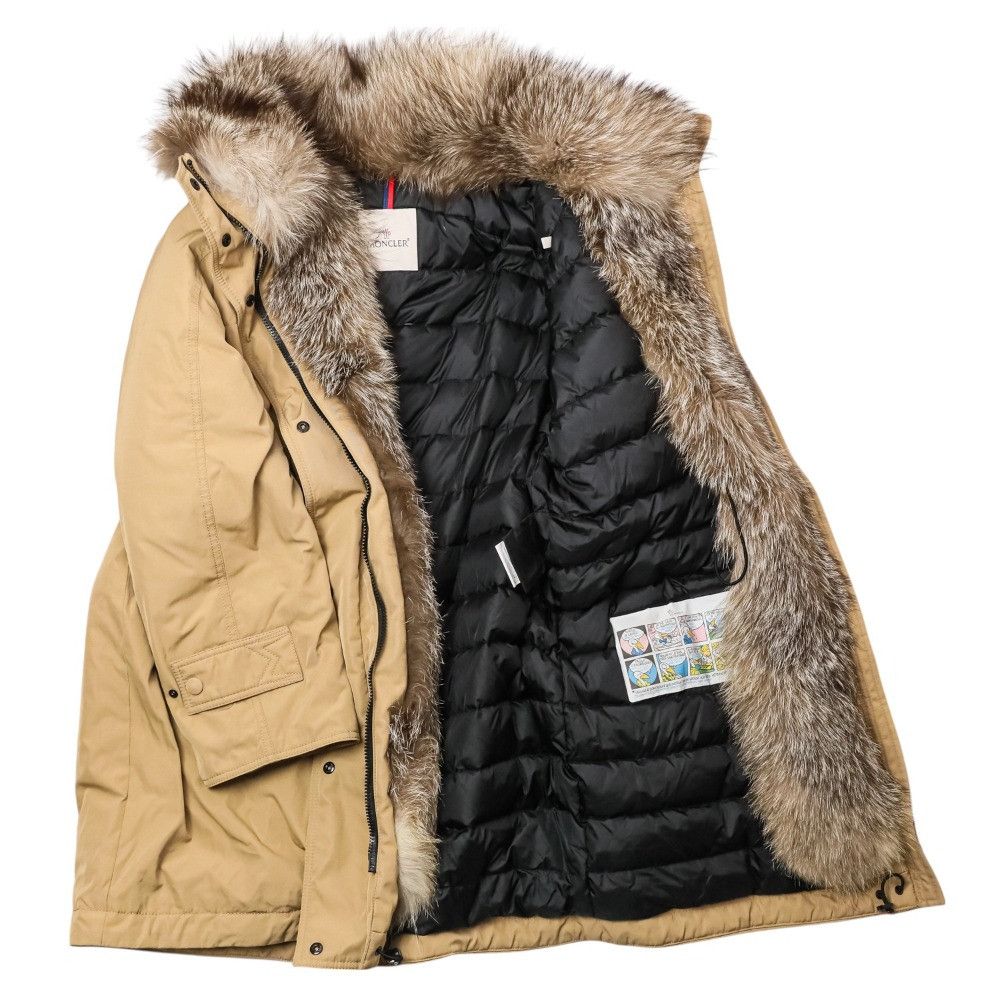 Moncler Moncler Moncler LAGOPEDE Fox Fur Down Coat Others Outerwear DUTY FREE for USA Size ONE SIZE - 9 Thumbnail