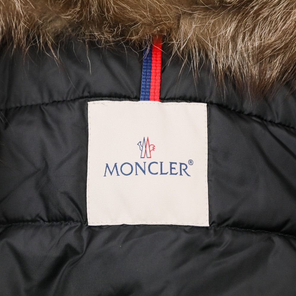 Moncler Moncler Moncler LAGOPEDE Fox Fur Down Coat Others Outerwear DUTY FREE for USA Size ONE SIZE - 10 Thumbnail