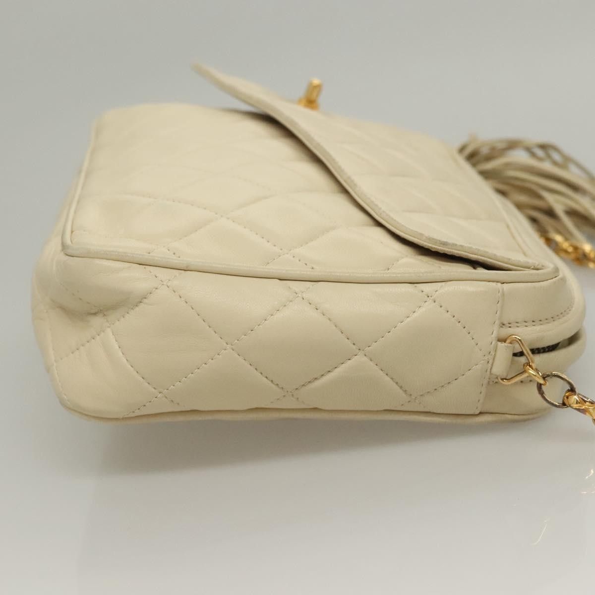 Chanel Chanel Vintage Front Pocket Camera Bag Quilted Lambskin Size ONE SIZE - 3 Thumbnail