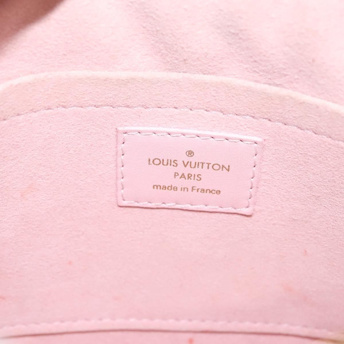 Louis Vuitton Louis Vuitton New Wave Camera Bag Quilted Leather Size ONE SIZE - 6 Thumbnail