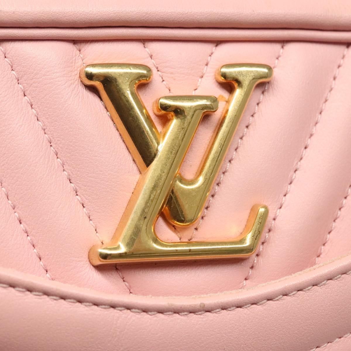 Louis Vuitton Louis Vuitton New Wave Camera Bag Quilted Leather Size ONE SIZE - 13 Thumbnail