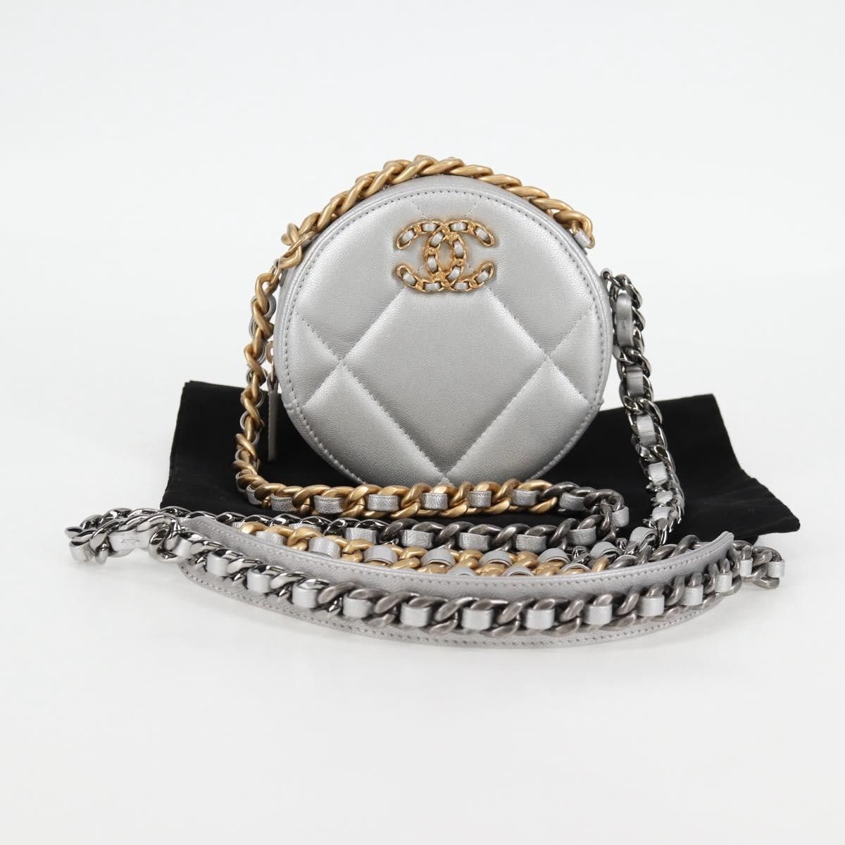Chanel Chanel 19 Round Clutch with Chain Quilted Leather Size ONE SIZE - 14 Thumbnail