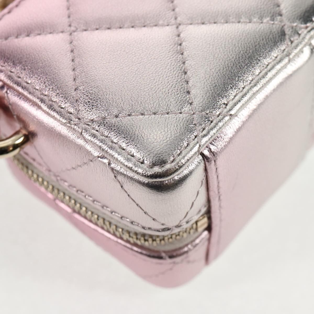 Chanel Chanel CC Cube Zip Clutch with Chain Handle Quilted Lambskin Size ONE SIZE - 11 Thumbnail