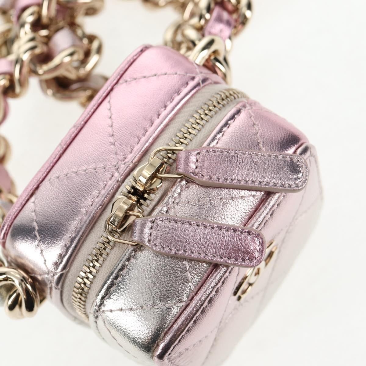 Chanel Chanel CC Cube Zip Clutch with Chain Handle Quilted Lambskin Size ONE SIZE - 18 Thumbnail