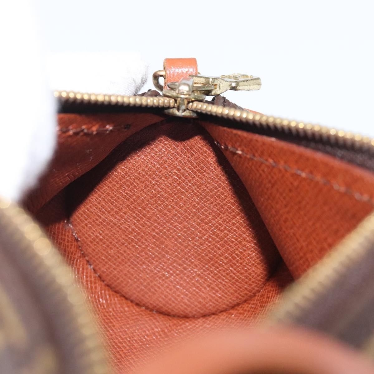 Louis Vuitton Louis Vuitton Papillon Pochette Monogram Canvas Size ONE SIZE - 18 Thumbnail