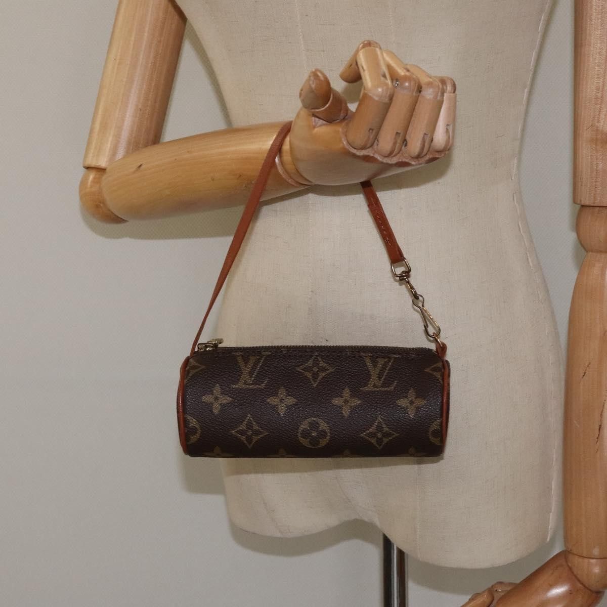 Louis Vuitton Louis Vuitton Papillon Pochette Monogram Canvas Size ONE SIZE - 11 Thumbnail