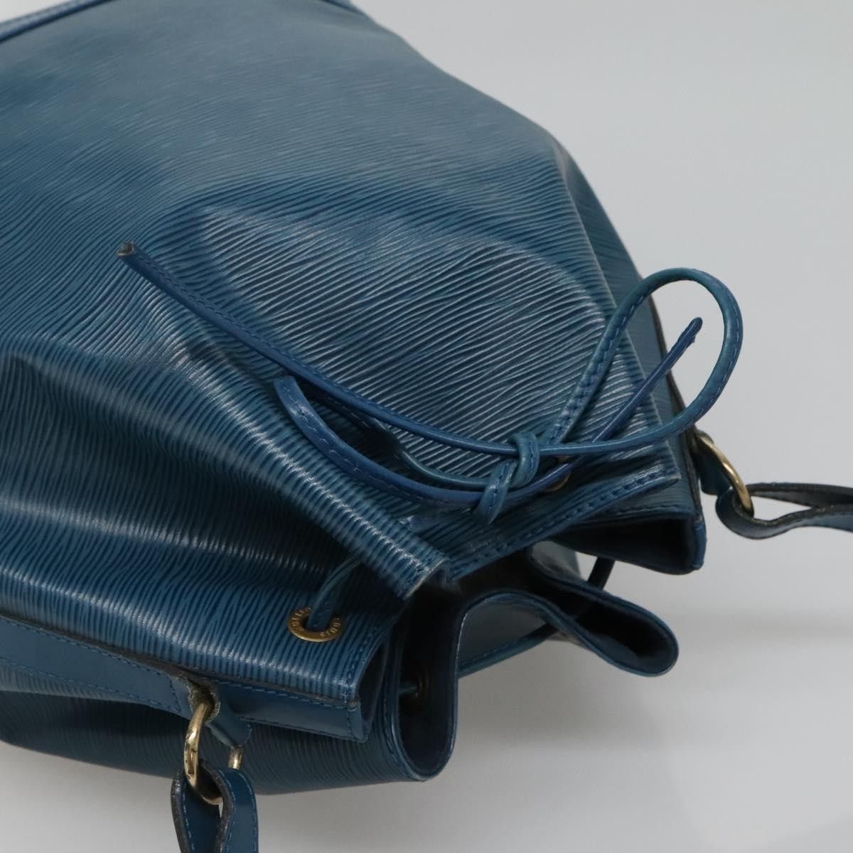 Louis Vuitton Louis Vuitton Noe Handbag Epi leather Size ONE SIZE - 14 Thumbnail