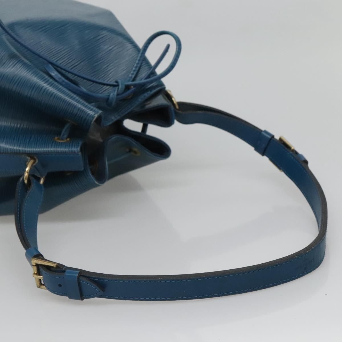 Louis Vuitton Louis Vuitton Noe Handbag Epi leather Size ONE SIZE - 8 Thumbnail