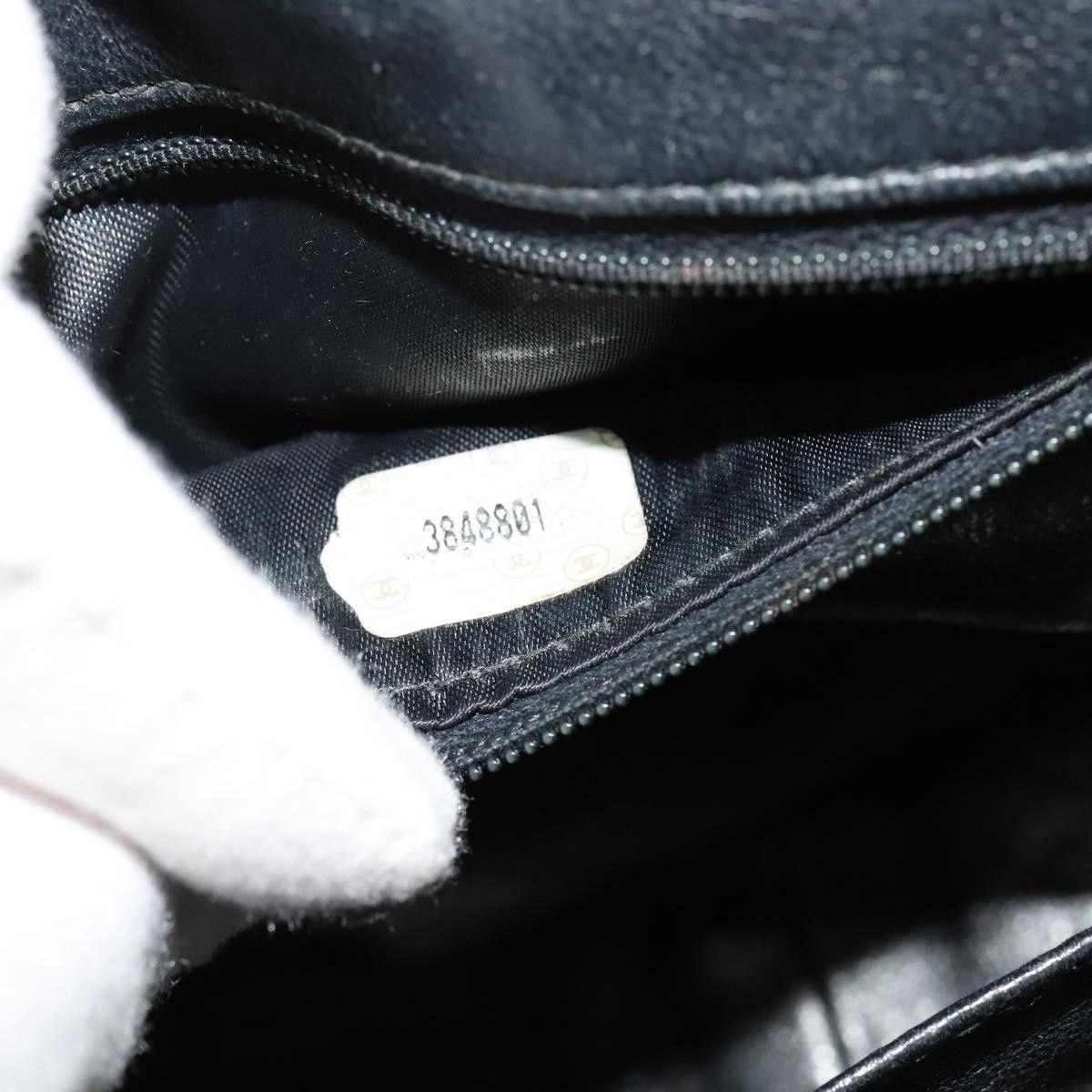 Chanel Chanel Vintage Square Front Pocket Camera Bag Quilted Patent Size ONE SIZE - 8 Thumbnail