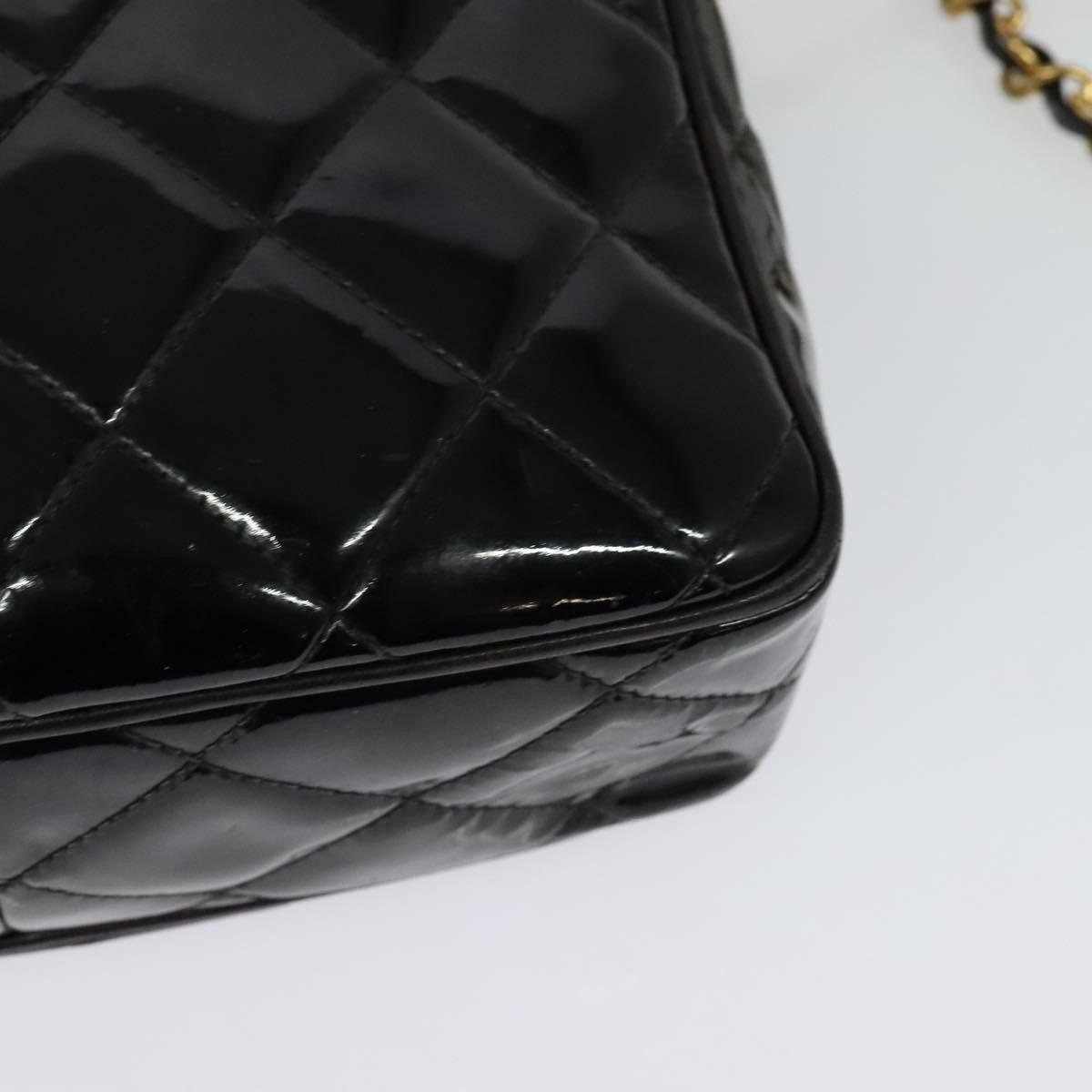 Chanel Chanel Vintage Square Front Pocket Camera Bag Quilted Patent Size ONE SIZE - 13 Thumbnail