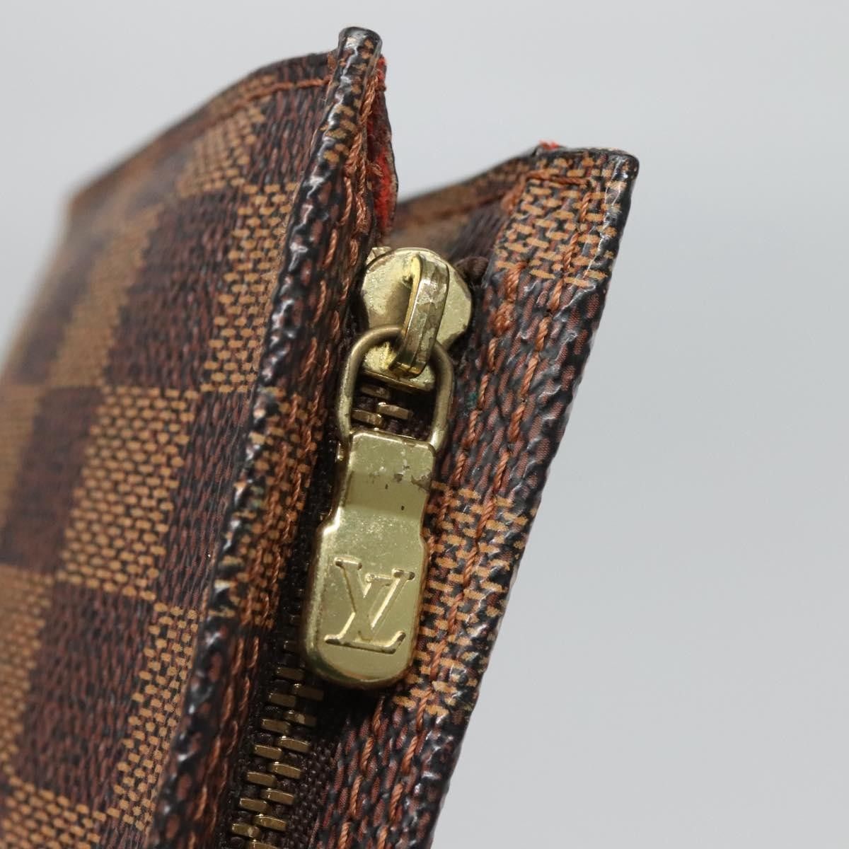 Louis Vuitton Louis Vuitton Marais Bucket Zip Pouch Damier Size ONE SIZE - 14 Thumbnail