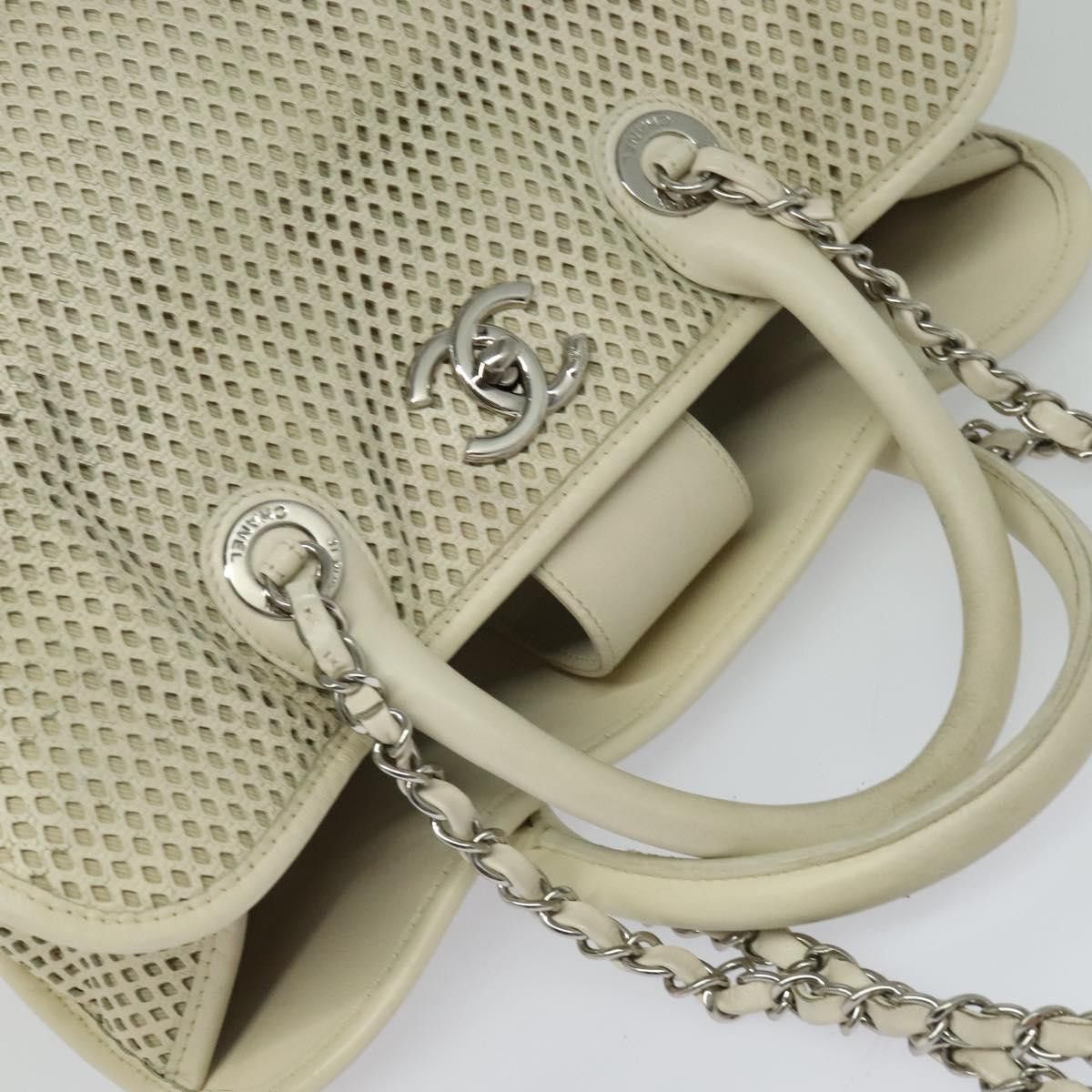 Chanel Chanel Deauville Tote Perforated leather Size ONE SIZE - 12 Thumbnail