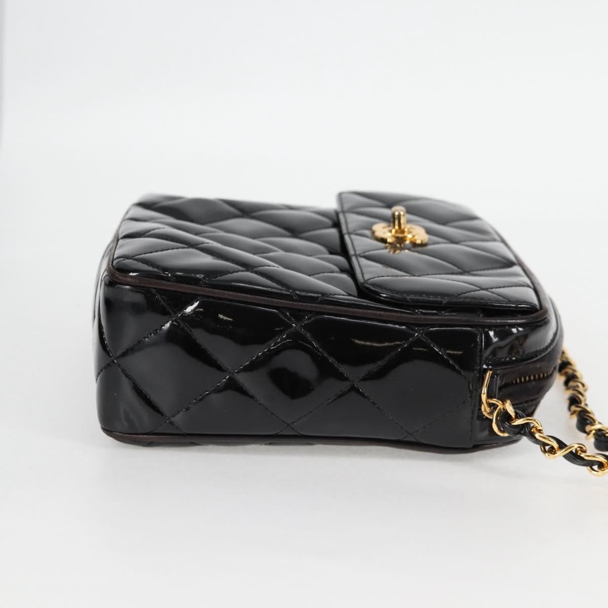 Chanel Chanel Vintage Square Front Pocket Camera Bag Quilted Patent Size ONE SIZE - 4 Thumbnail