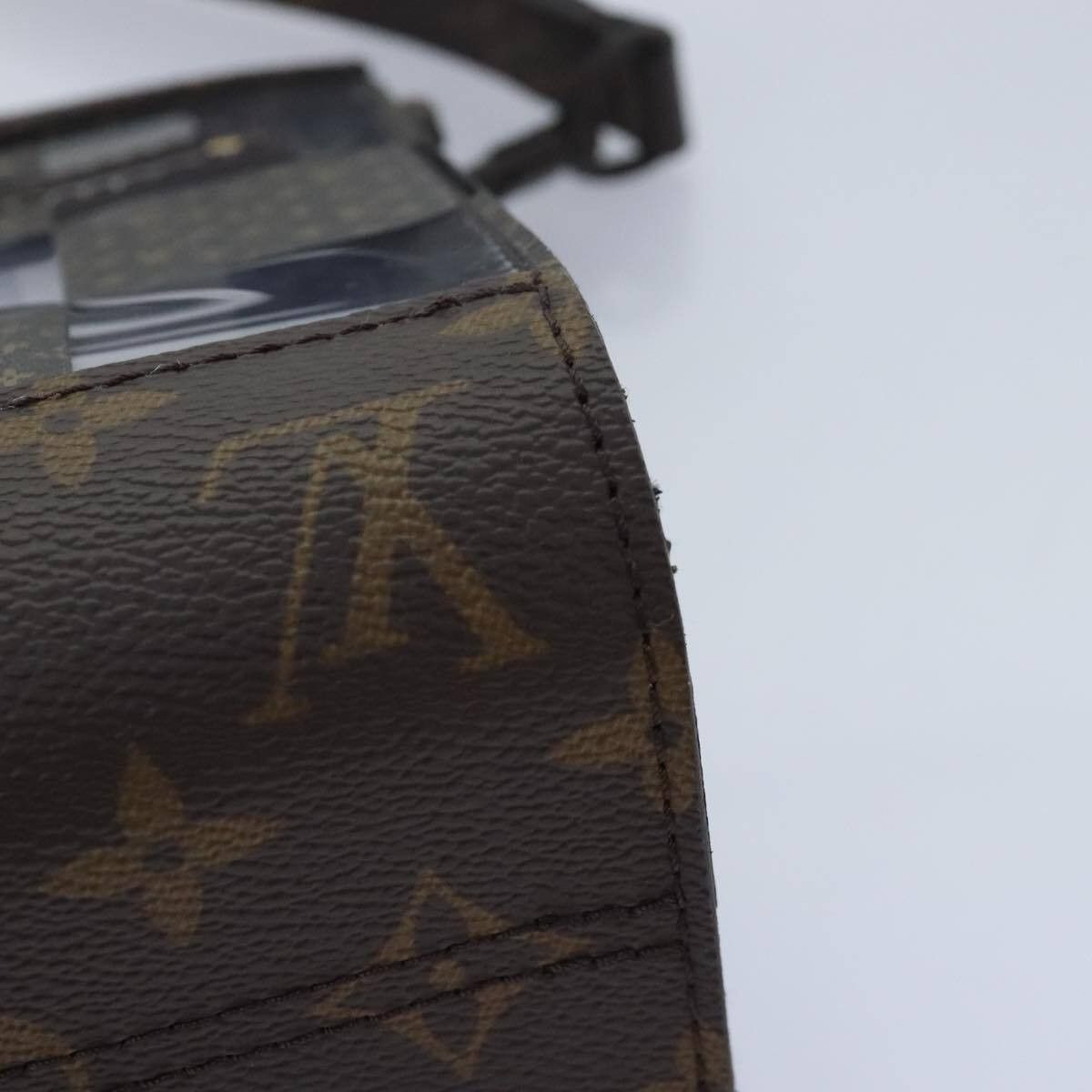 Louis Vuitton Louis Vuitton Chess Stand Pouch Canvas Size ONE SIZE - 9 Thumbnail