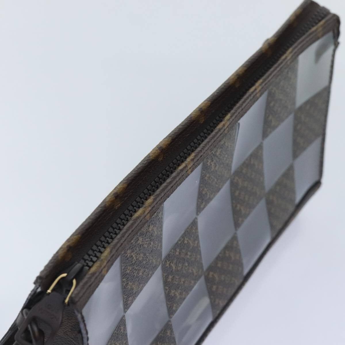 Louis Vuitton Louis Vuitton Chess Stand Pouch Canvas Size ONE SIZE - 15 Thumbnail