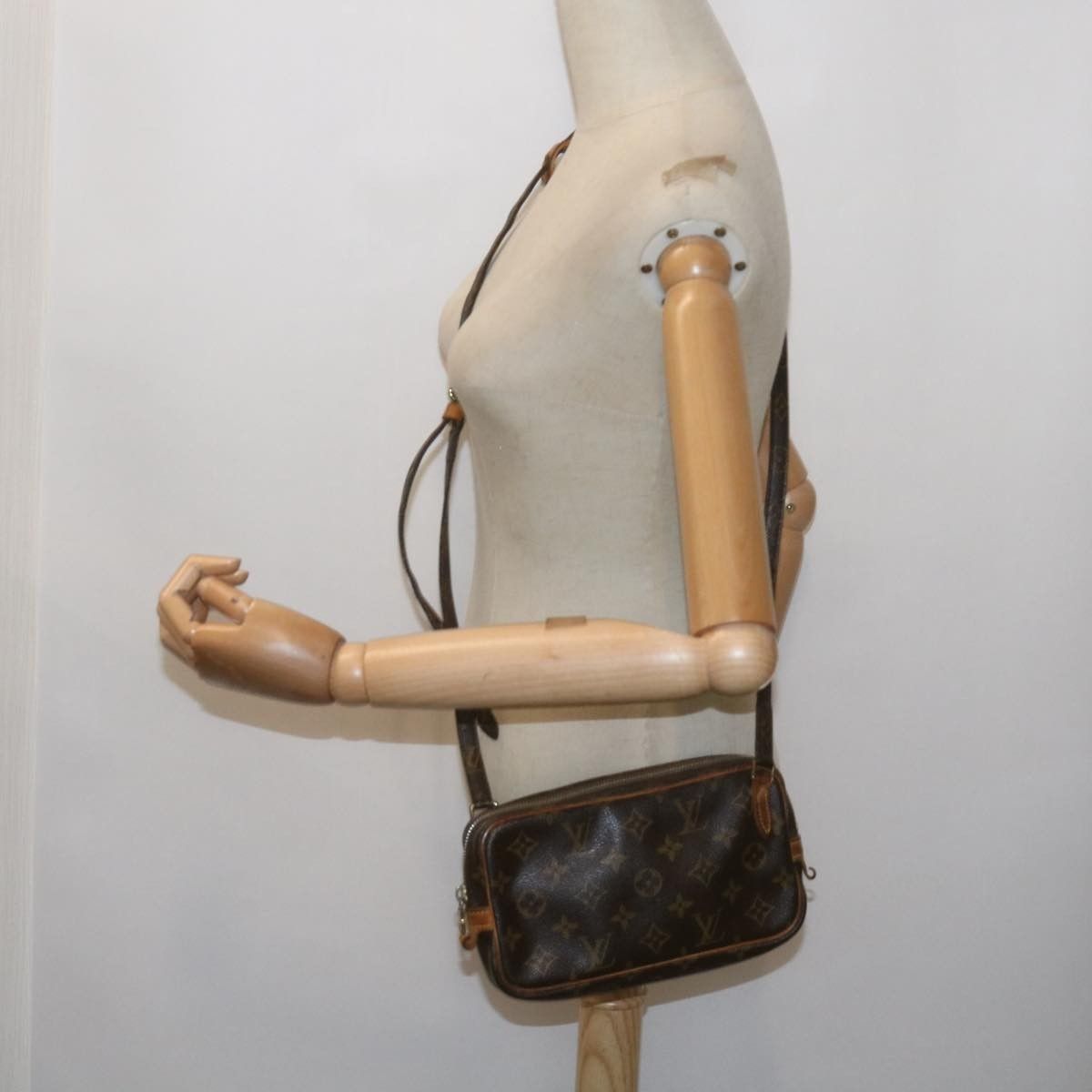 Louis Vuitton Louis Vuitton Pochette Marly Bandouliere Bag Monogram Canvas Size ONE SIZE - 13 Thumbnail