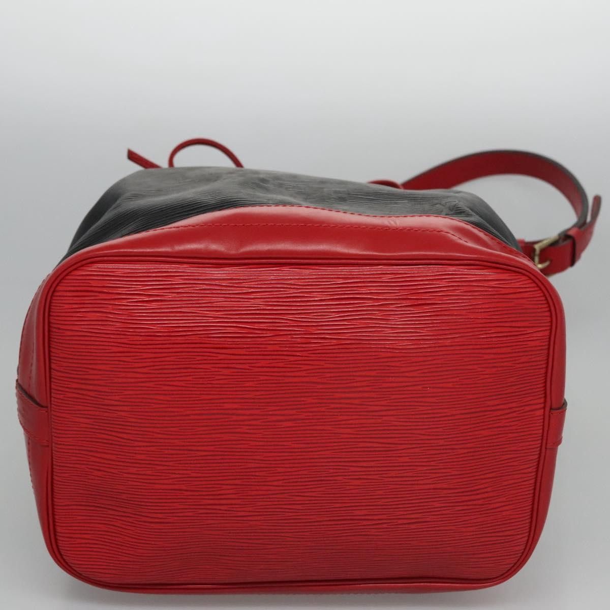 Louis Vuitton Louis Vuitton Noe Handbag Epi Leather Size ONE SIZE - 15 Thumbnail