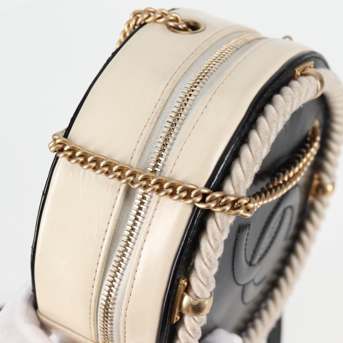 Chanel Chanel En Vogue Round Bag Crumpled Calfskin Size ONE SIZE - 20 Thumbnail