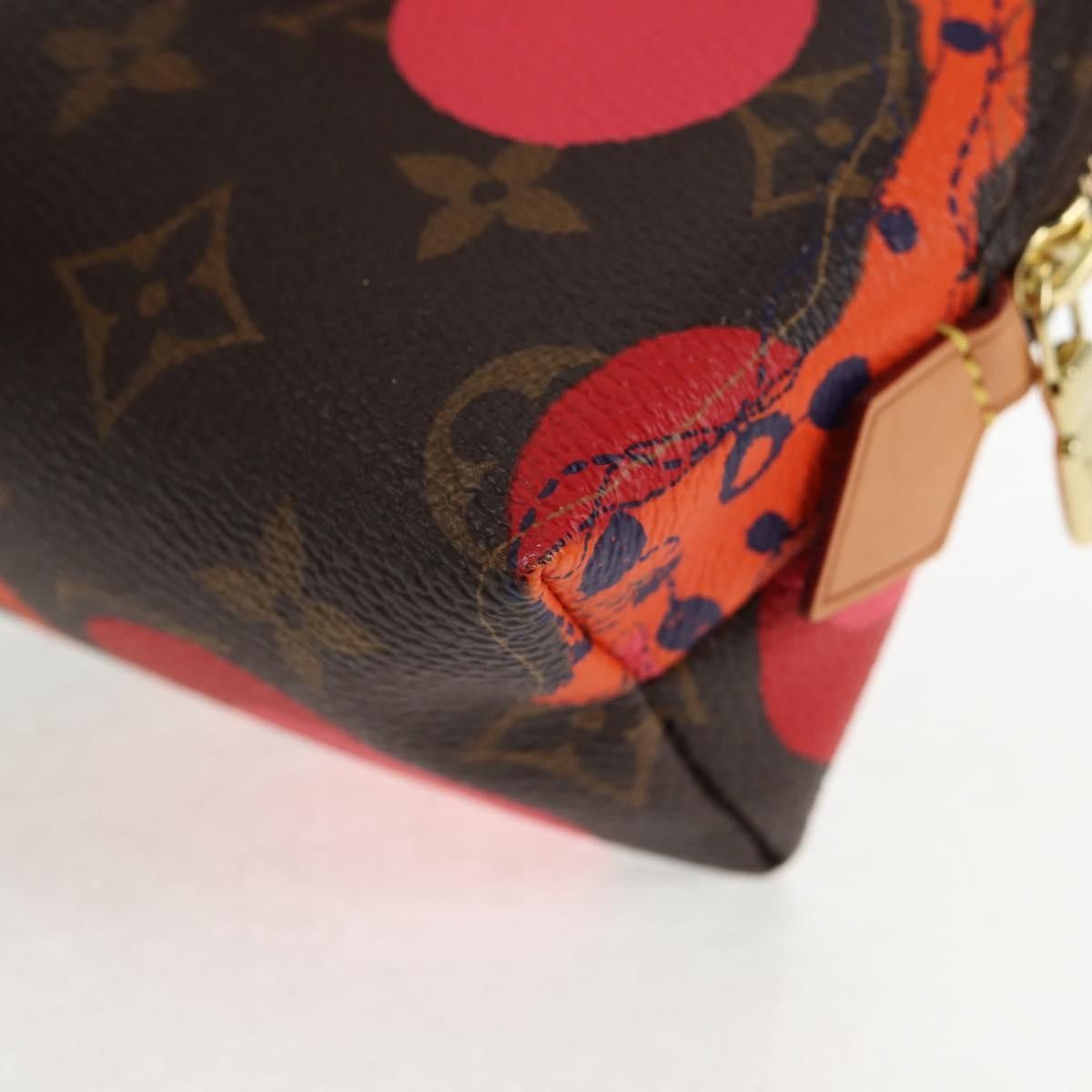 Louis Vuitton Louis Vuitton Cosmetic Limited Edition Monogram Jungle Dots Size ONE SIZE - 11 Thumbnail