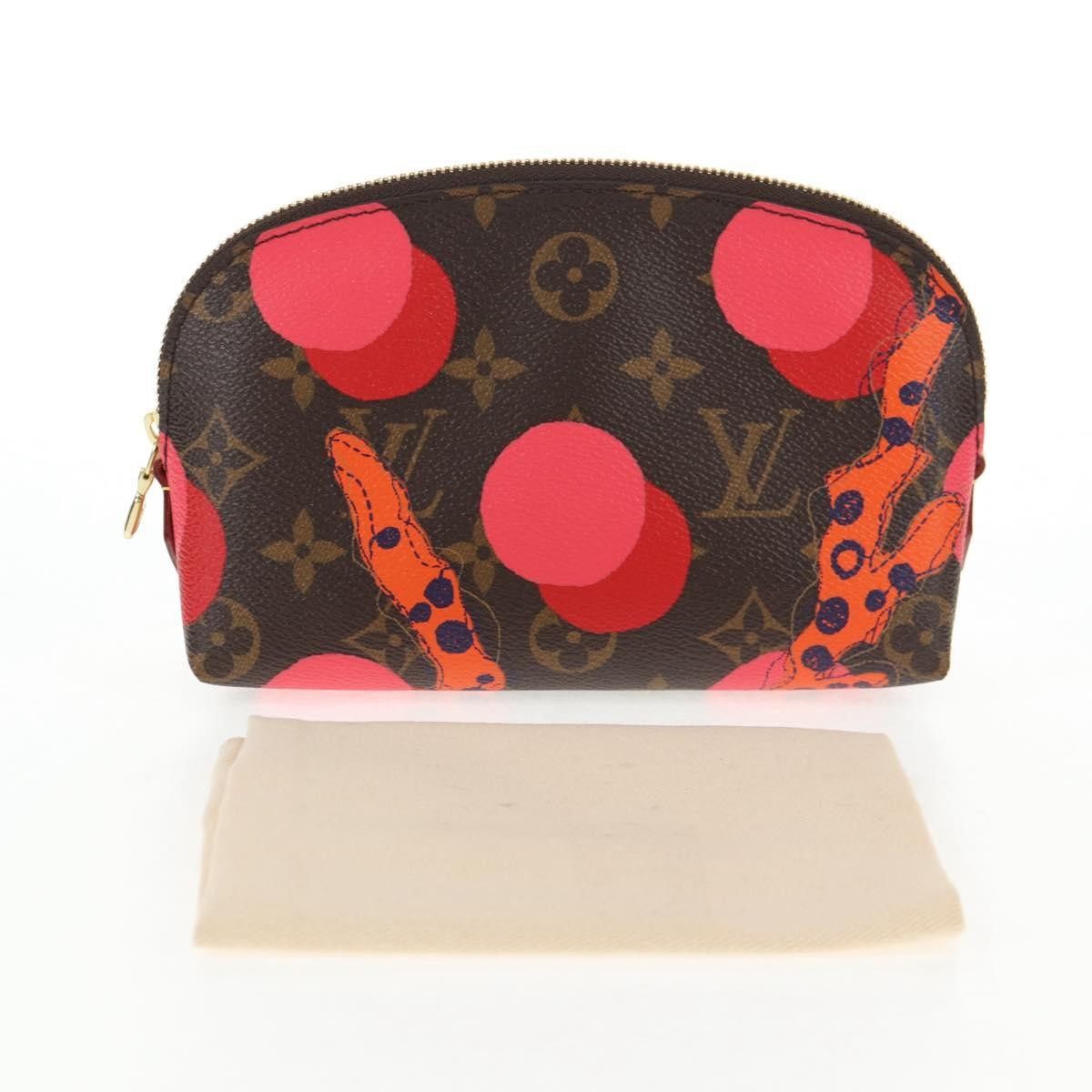 Louis Vuitton Louis Vuitton Cosmetic Limited Edition Monogram Jungle Dots Size ONE SIZE - 17 Thumbnail