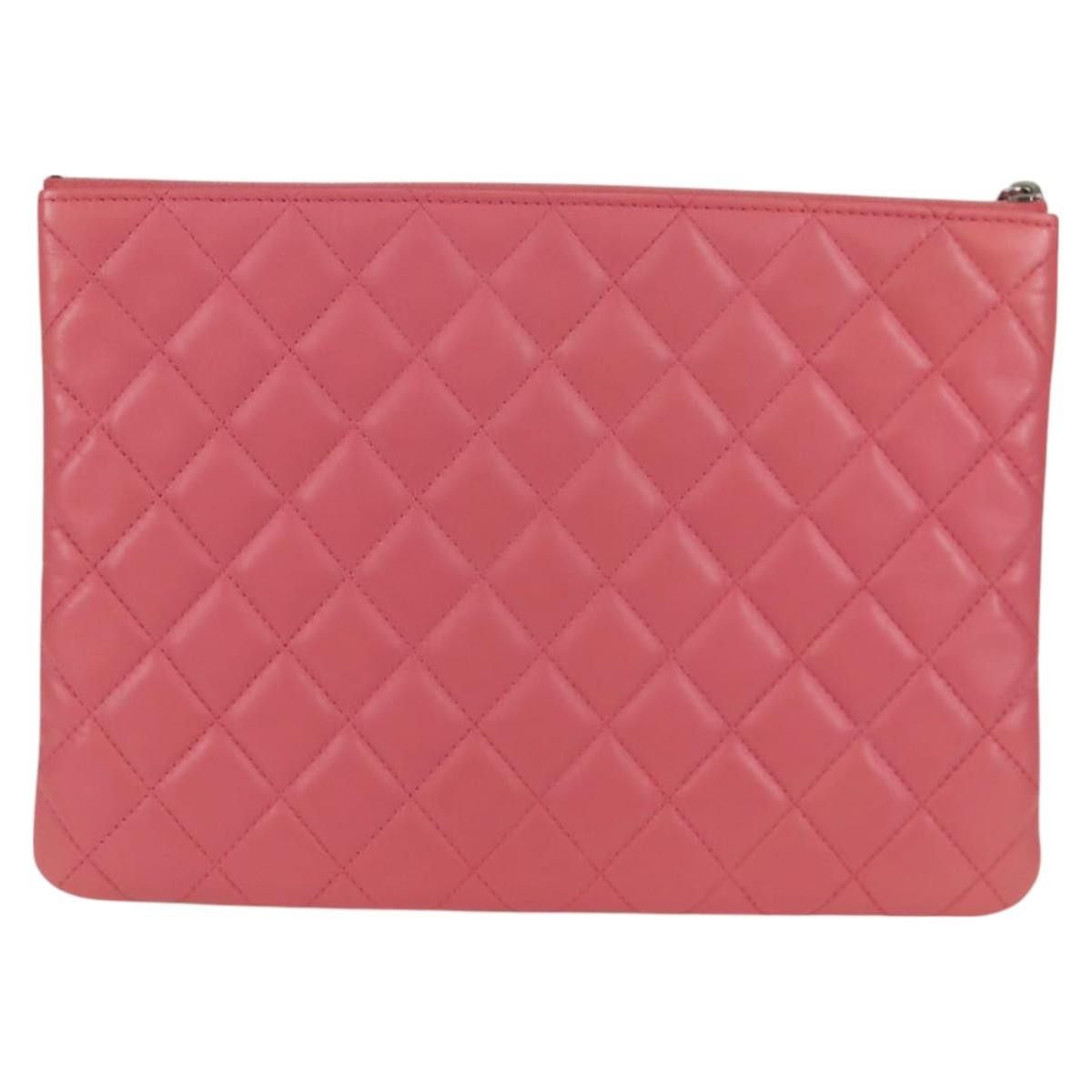 Chanel Chanel O Case Clutch Quilted Lambskin Size ONE SIZE - 2 Thumbnail