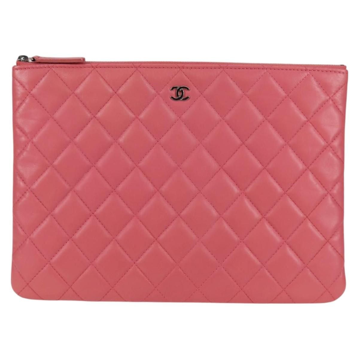 Chanel Chanel O Case Clutch Quilted Lambskin Size ONE SIZE - 17 Thumbnail