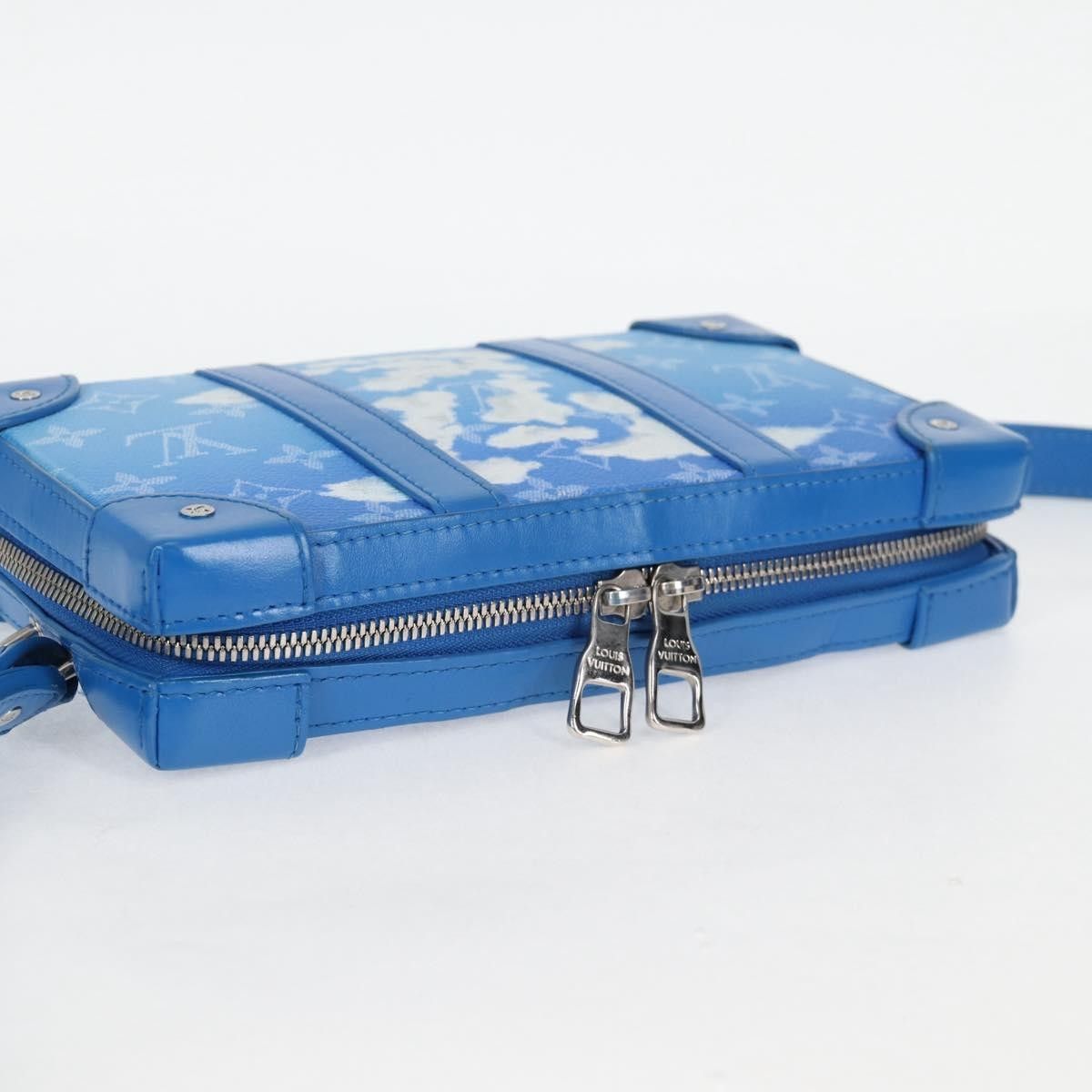Louis Vuitton Louis Vuitton Soft Trunk Wallet Limited Edition Monogram Clouds Size ONE SIZE - 17 Thumbnail