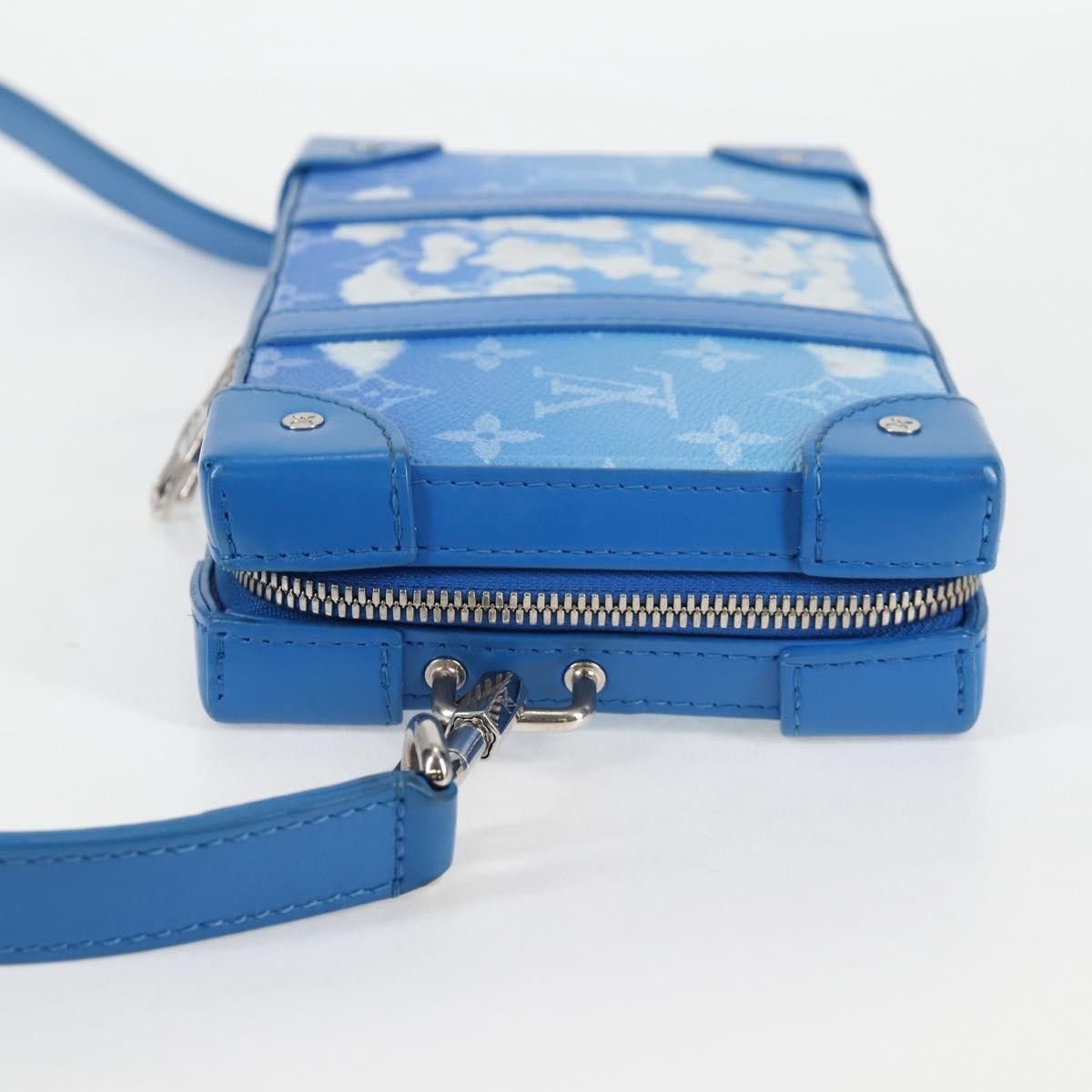 Louis Vuitton Louis Vuitton Soft Trunk Wallet Limited Edition Monogram Clouds Size ONE SIZE - 3 Thumbnail