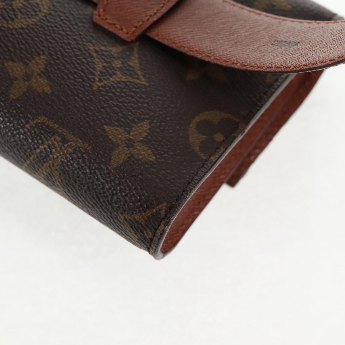 Louis Vuitton Louis Vuitton Pochette Arche Waist Bag Monogram Canvas Size ONE SIZE - 12 Thumbnail
