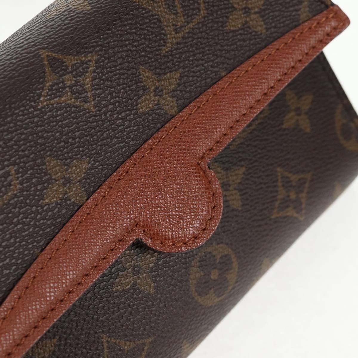 Louis Vuitton Louis Vuitton Pochette Arche Waist Bag Monogram Canvas Size ONE SIZE - 20 Thumbnail
