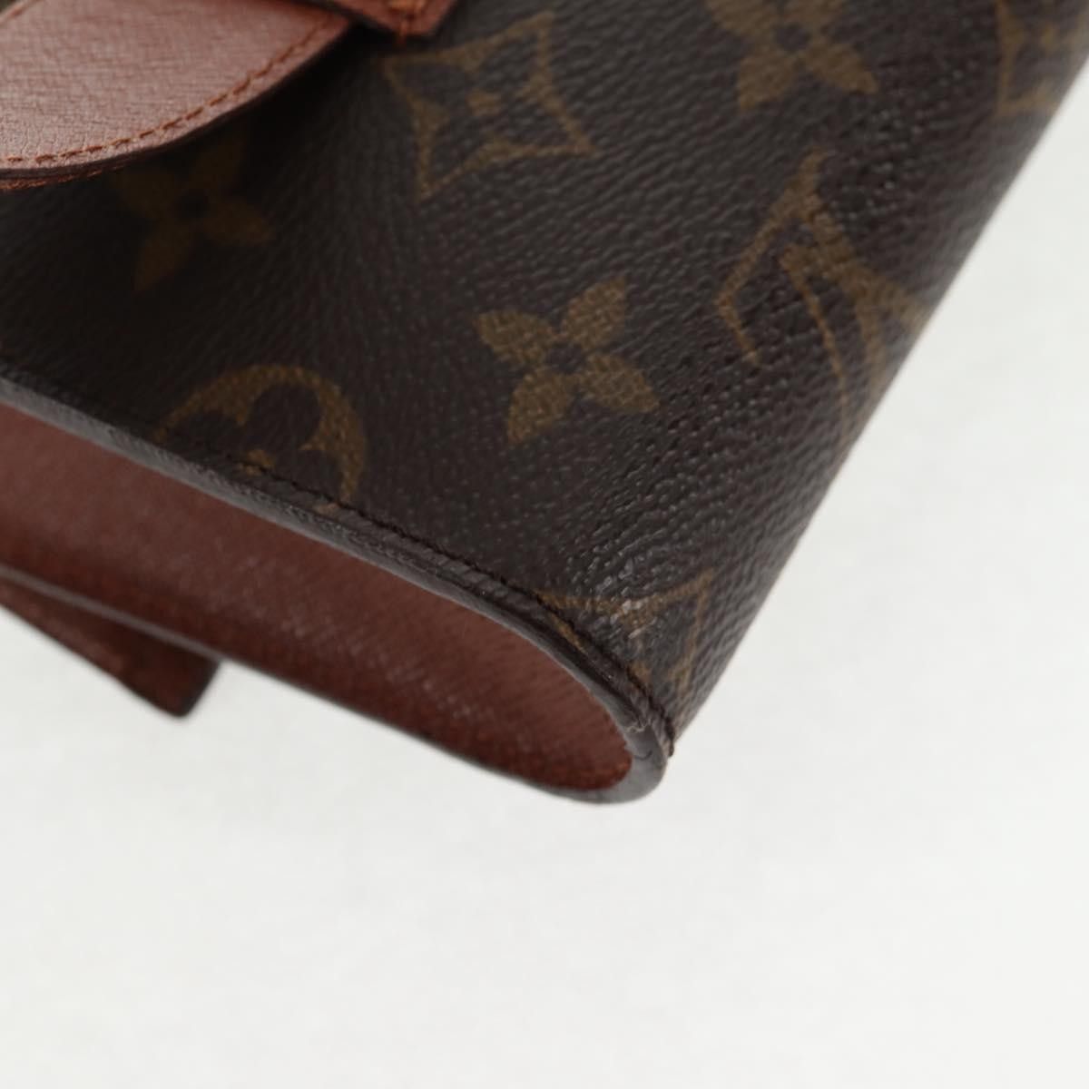 Louis Vuitton Louis Vuitton Pochette Arche Waist Bag Monogram Canvas Size ONE SIZE - 11 Thumbnail