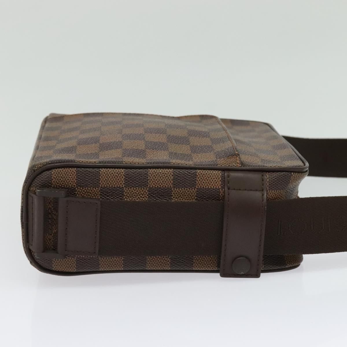 Louis Vuitton Louis Vuitton Olav Handbag Damier Size ONE SIZE - 4 Thumbnail