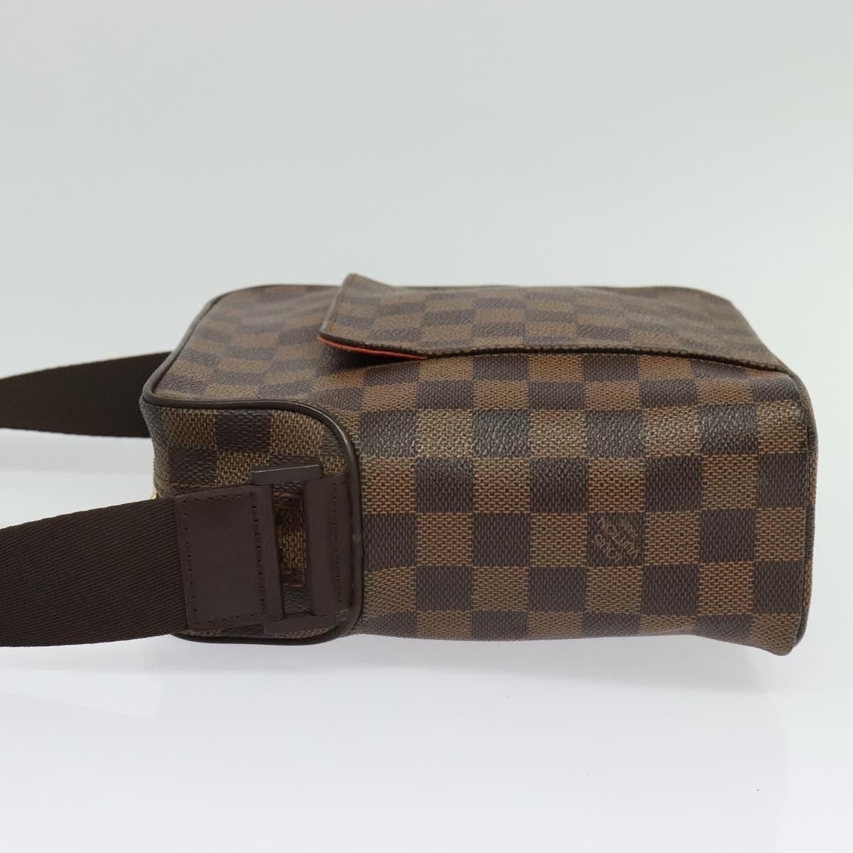 Louis Vuitton Louis Vuitton Olav Handbag Damier Size ONE SIZE - 3 Thumbnail