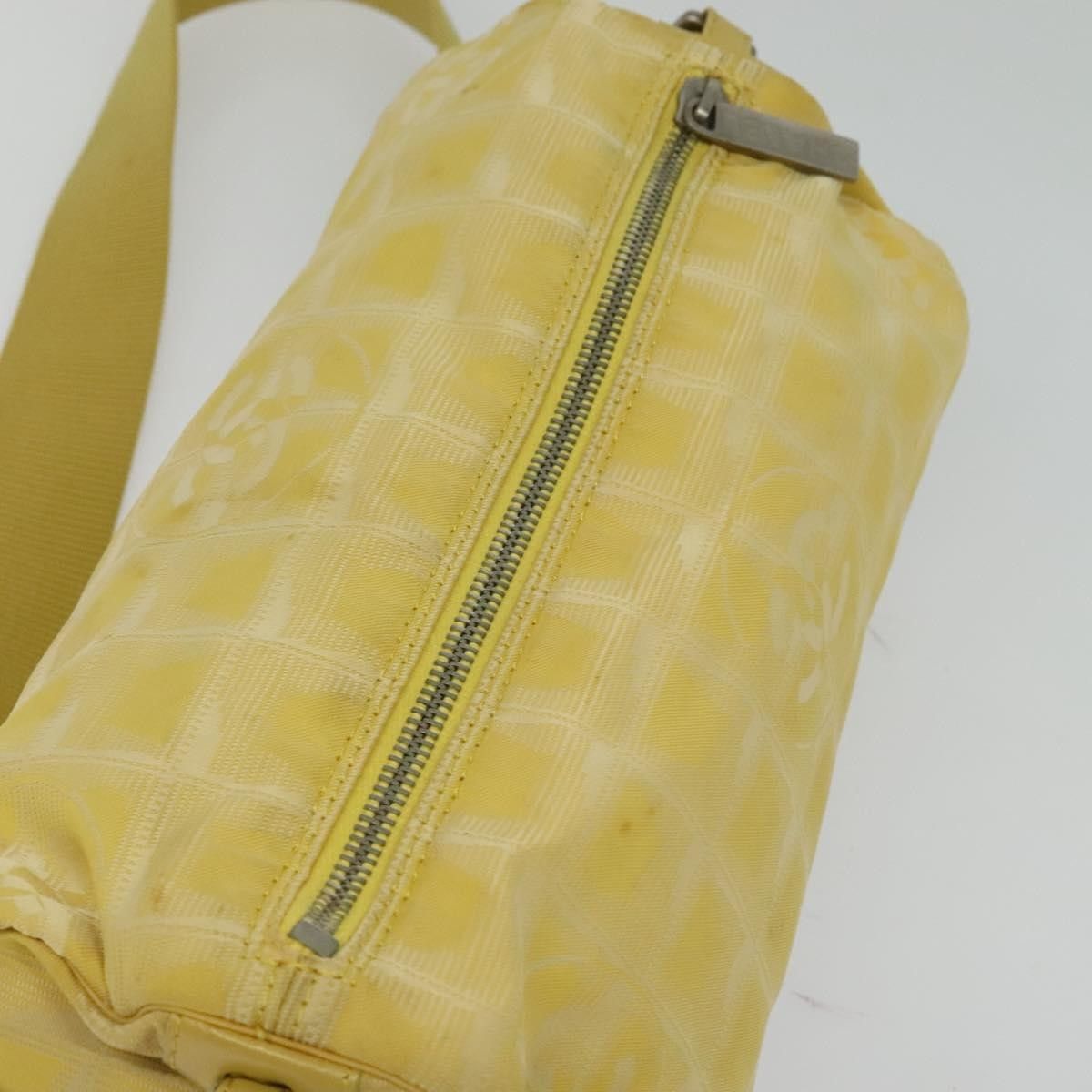 Chanel Chanel Travel Line Barrel Bag Nylon Size ONE SIZE - 16 Thumbnail