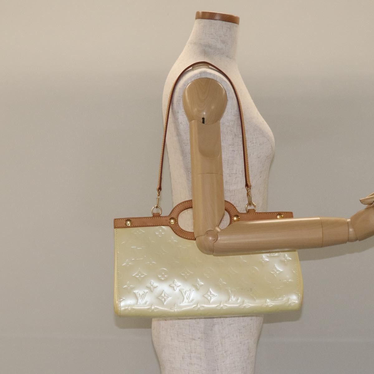 Louis Vuitton Louis Vuitton Roxbury Drive Handbag Monogram Vernis Size ONE SIZE - 16 Thumbnail
