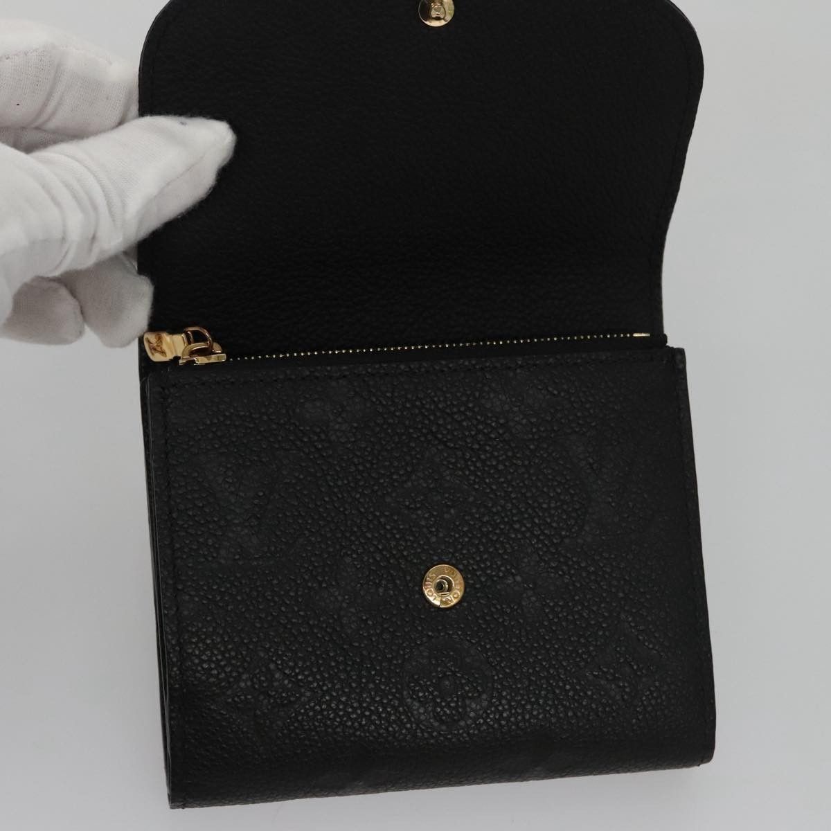 Louis Vuitton Louis Vuitton Ariane Wallet Monogram Empreinte Leather Size ONE SIZE - 22 Thumbnail
