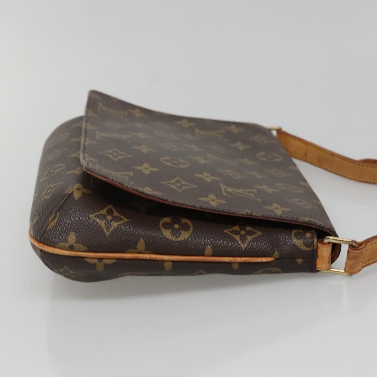 Louis Vuitton Louis Vuitton Musette Tango Handbag Monogram Canvas Size ONE SIZE - 4 Thumbnail
