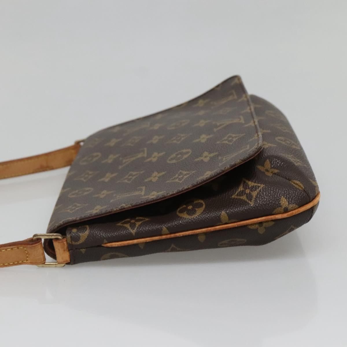 Louis Vuitton Louis Vuitton Musette Tango Handbag Monogram Canvas Size ONE SIZE - 3 Thumbnail