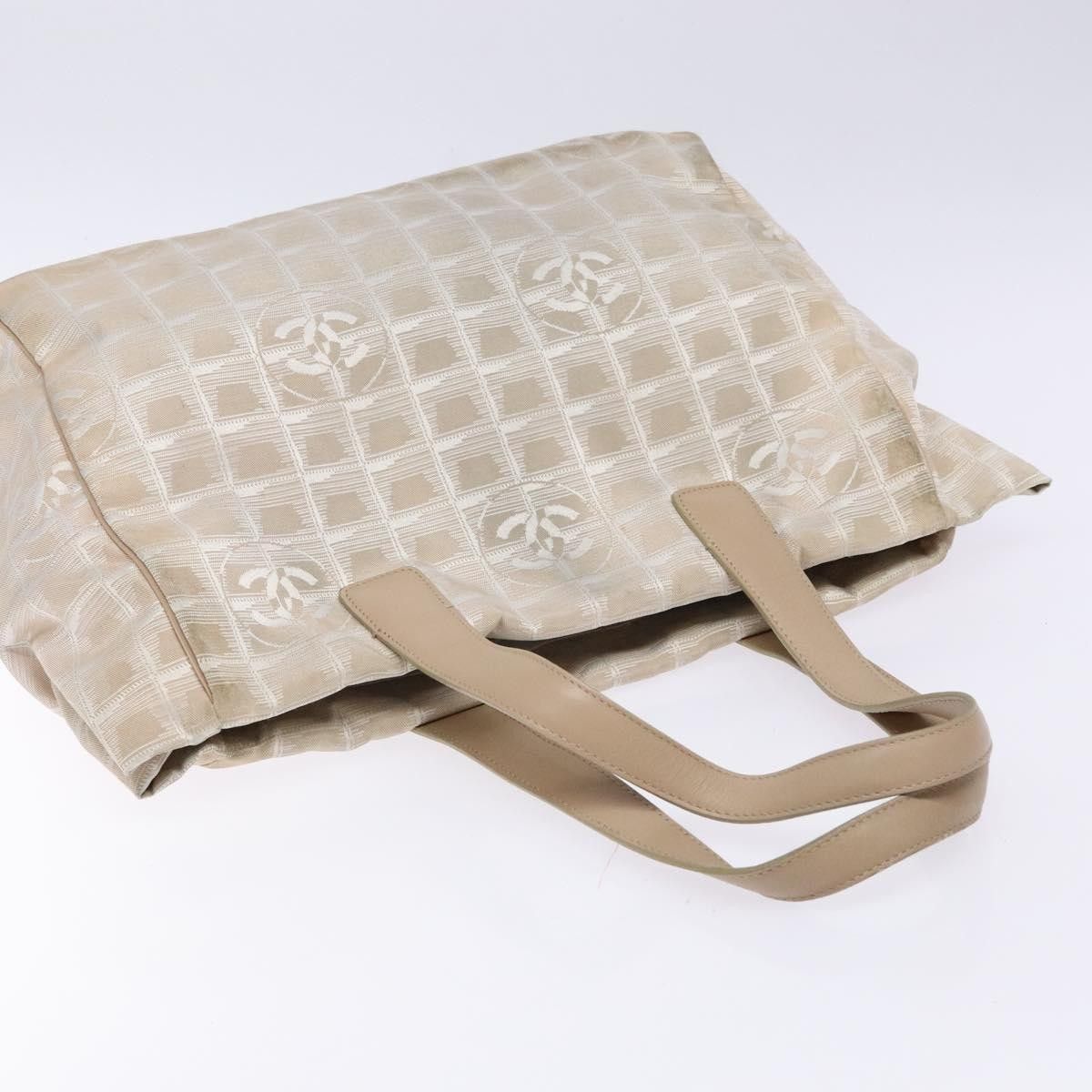 Chanel Chanel Travel Line Tote Nylon Size ONE SIZE - 14 Thumbnail