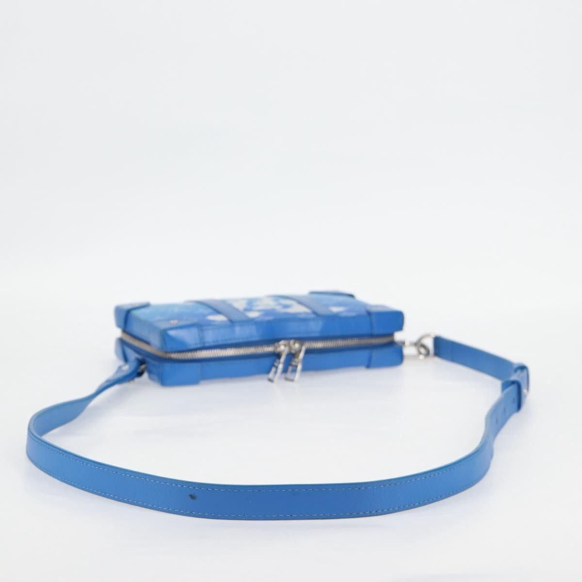 Louis Vuitton Louis Vuitton Soft Trunk Wallet Limited Edition Monogram Clouds Size ONE SIZE - 8 Thumbnail