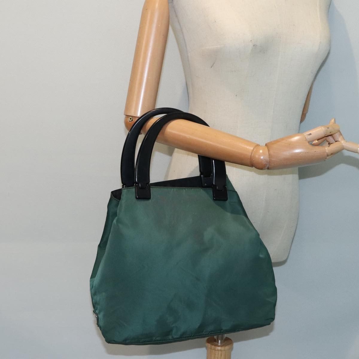 Prada Prada Grommet Lock Flap Chain Shoulder Bag Leather Size ONE SIZE - 24 Thumbnail