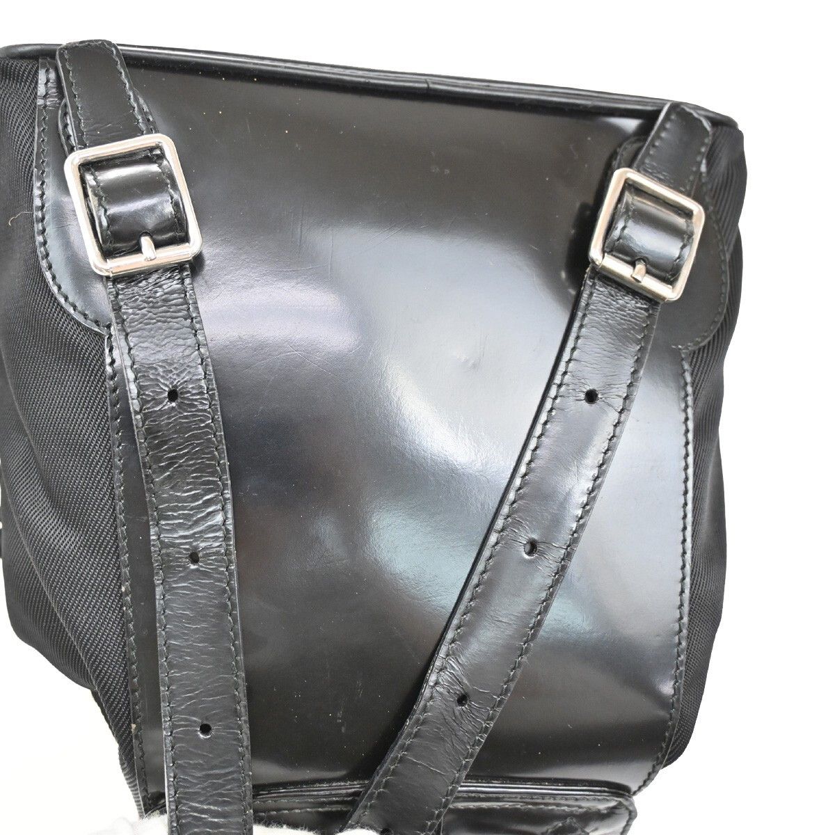 Gucci Gucci Vintage Bamboo Backpack Nylon and Patent Leather Size ONE SIZE - 15 Thumbnail