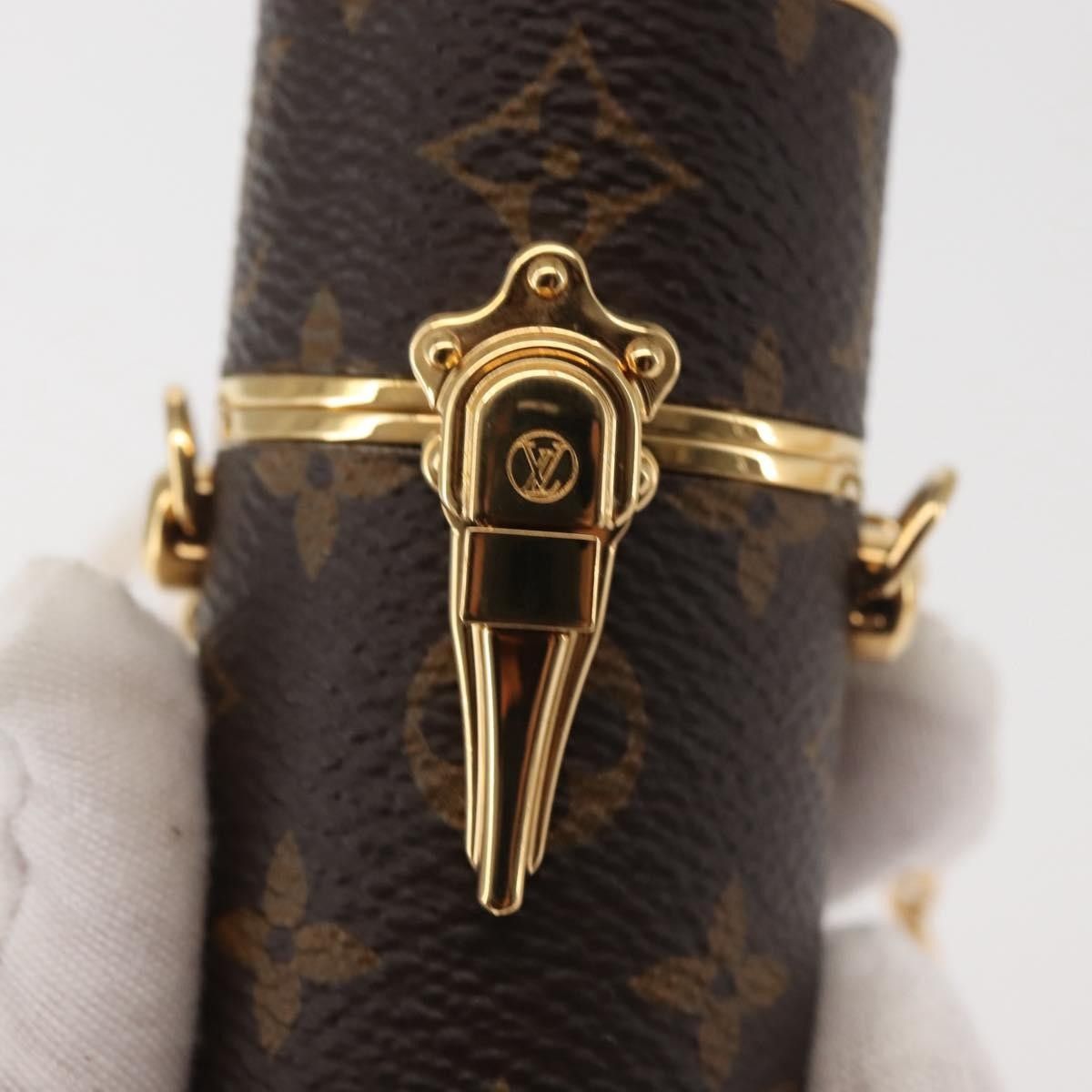 Louis Vuitton Louis Vuitton Lipstick Case on Chain Monogram Canvas Size ONE SIZE - 13 Thumbnail