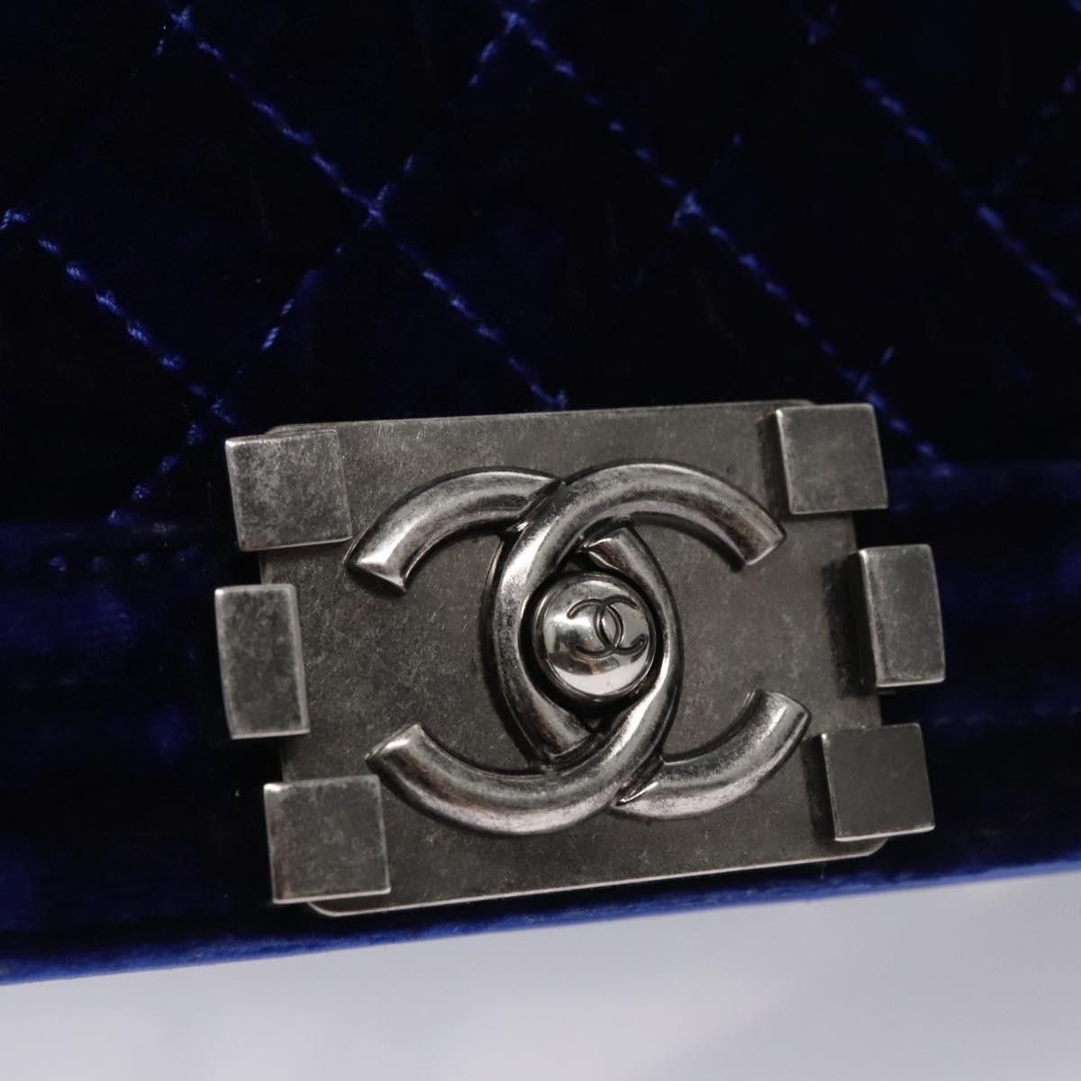 Chanel Chanel Boy Flap Bag Quilted Velvet Size ONE SIZE - 13 Thumbnail