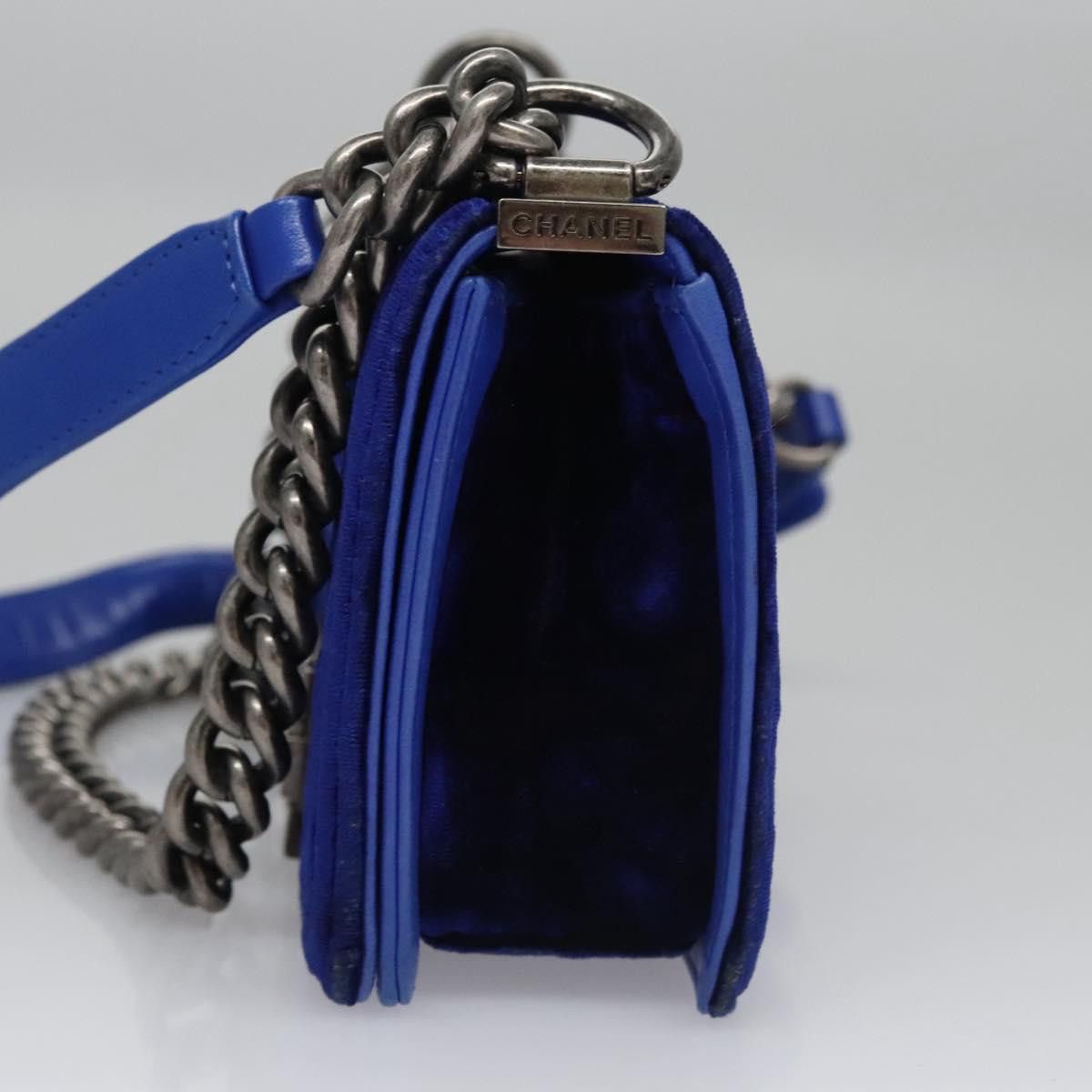 Chanel Chanel Boy Flap Bag Quilted Velvet Size ONE SIZE - 3 Thumbnail