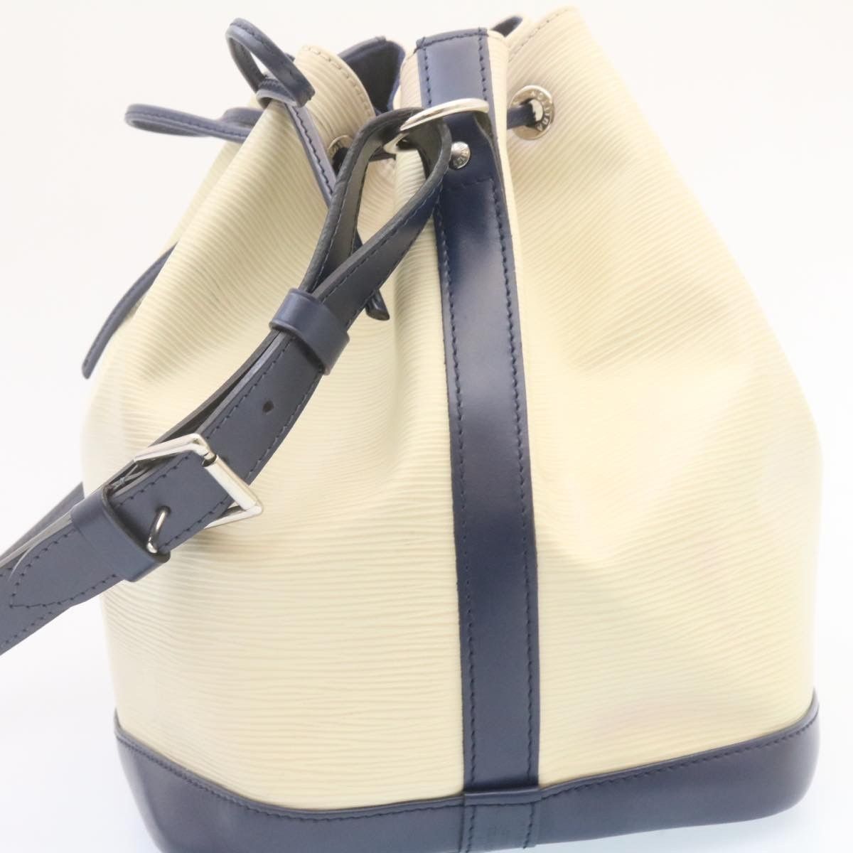 Louis Vuitton Louis Vuitton Petit Noe Handbag Two Tone Epi Leather Size ONE SIZE - 3 Thumbnail