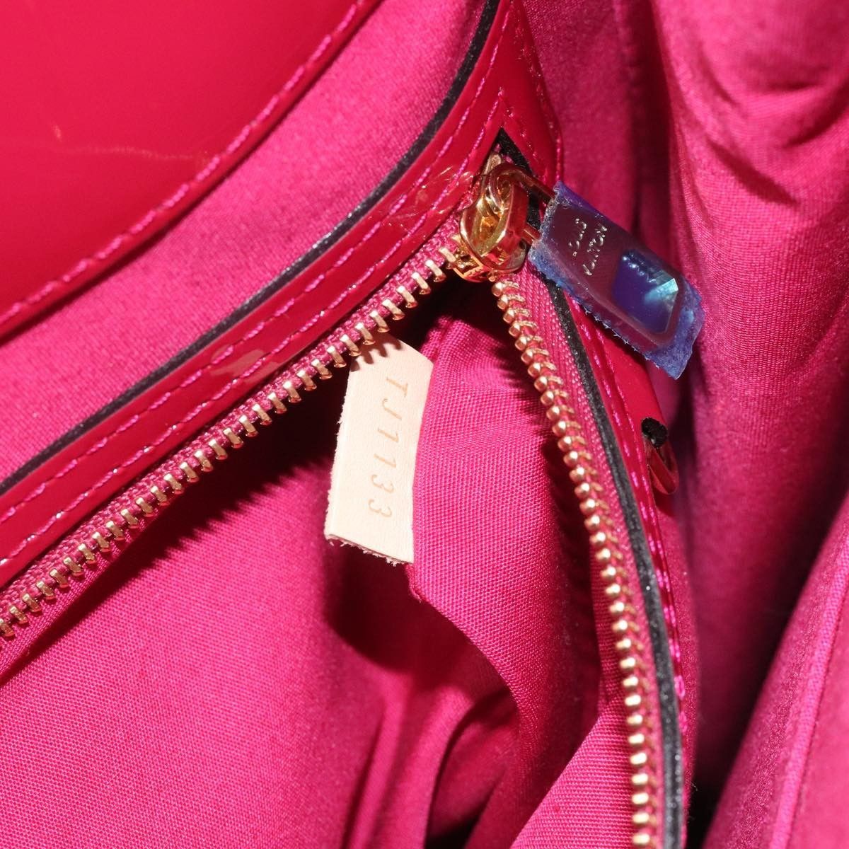 Louis Vuitton Louis Vuitton Catalina Handbag Monogram Vernis Size ONE SIZE - 6 Thumbnail