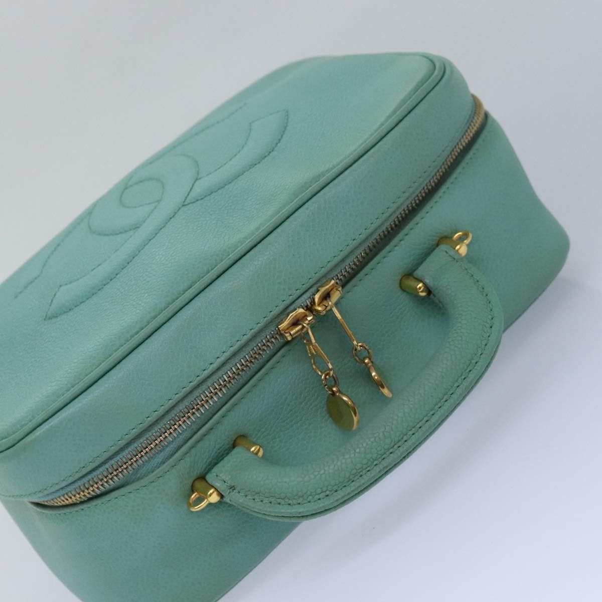 Chanel Chanel Vintage Timeless Zip Around Vanity Case Caviar Size ONE SIZE - 16 Thumbnail